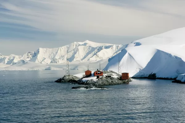 Visit remote outstations on your polar cruise