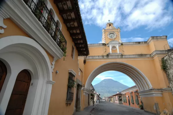 Streets and architecture of Antigua