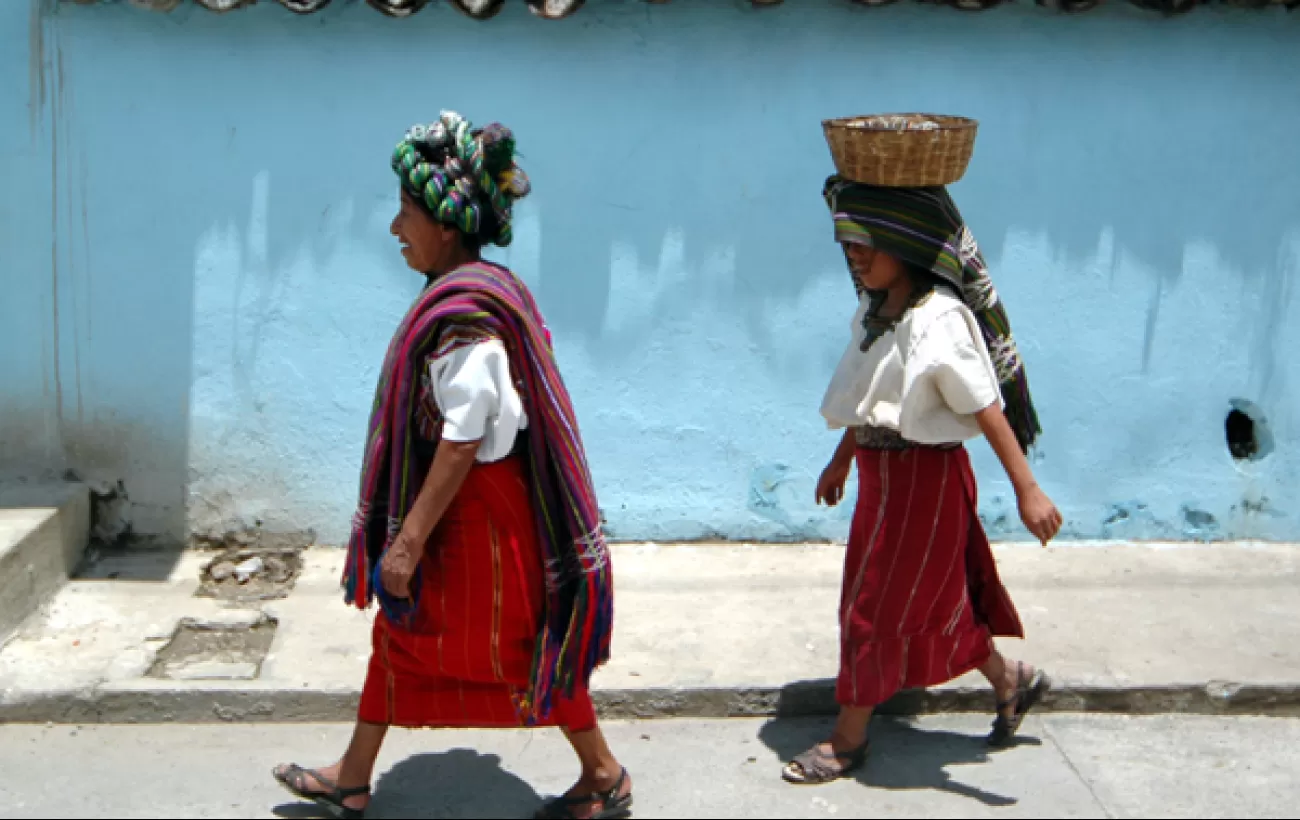 Daily tasks for Maya women in Guatemala