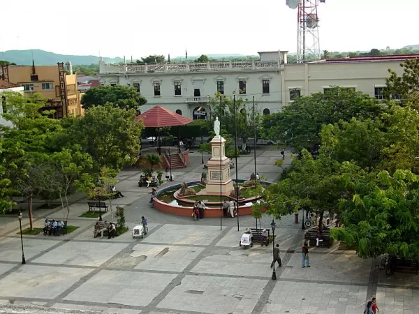 Main Plaza, Leon City