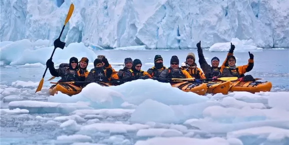 Antarctica kayaking