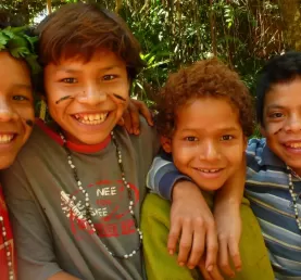 Children in Iguazu 