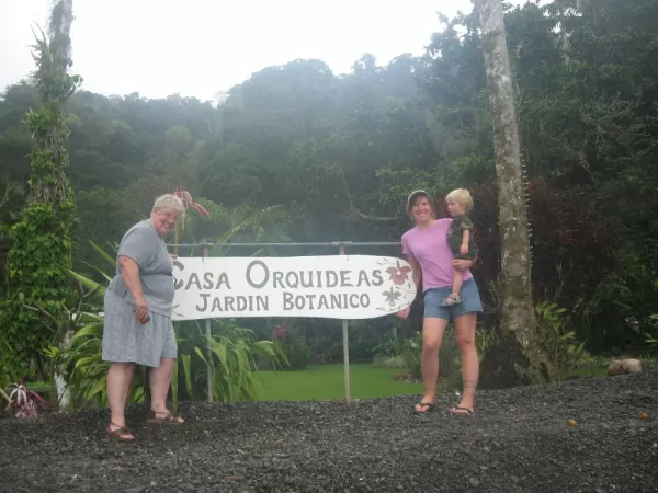 Travelers at Casa Orquideas Jardin Botanico!