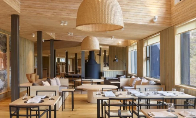 Explora El Chalten's Dining Area