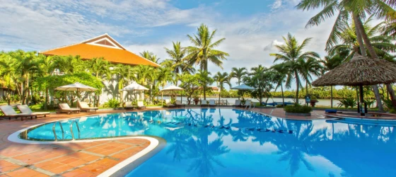 Sunshine Pool