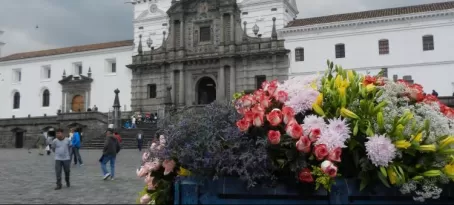 View in the Quito colonial square