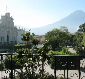 Antigua Central Plaza