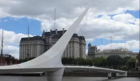 Puente de la mujer in BA