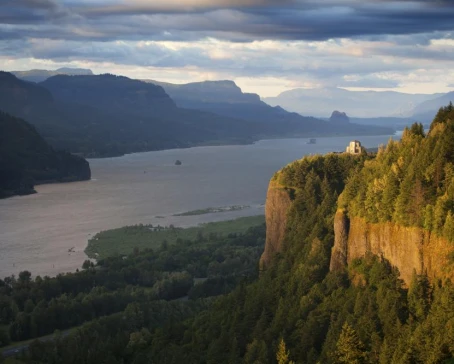 Explore the landscape of the Pacific northwest