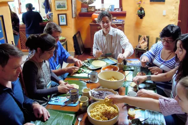 Learning to make tamales 