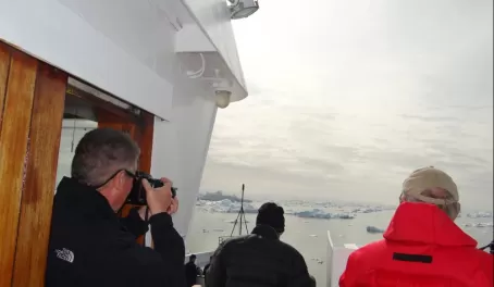 Even the captain photographs the Ilulissat icebergs