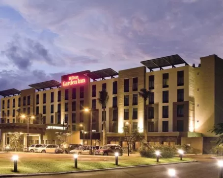 Luxurious Hilton Garden Inn 