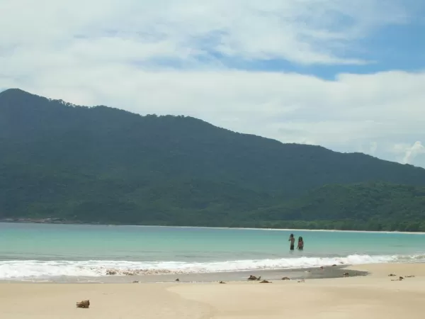 The golden beaches of Ilha Grande
