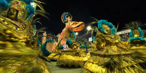 Experience carnaval during your Brazil tour