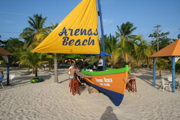 Arenas Beach Hotel Visit Corn Islands On A Nicaragua Tour The Boat Bar At Arenas Beach Hotel