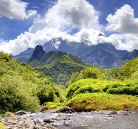The mountainous island chain of Tahiti
