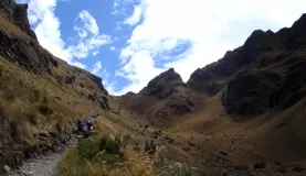 Trekking Dead Womans Pass on the Inca Trail