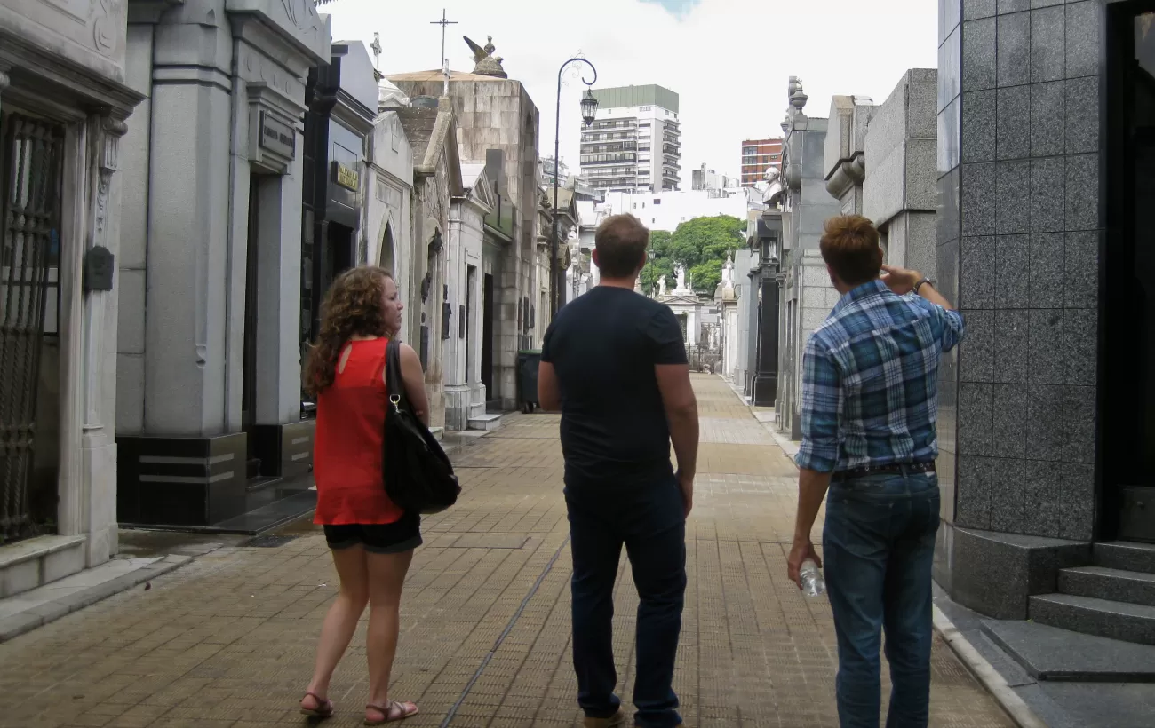 Wandering through the tombs of the Recoleta Cemetery