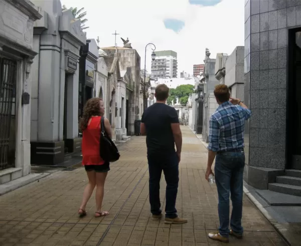 Wandering through the tombs of the Recoleta Cemetery