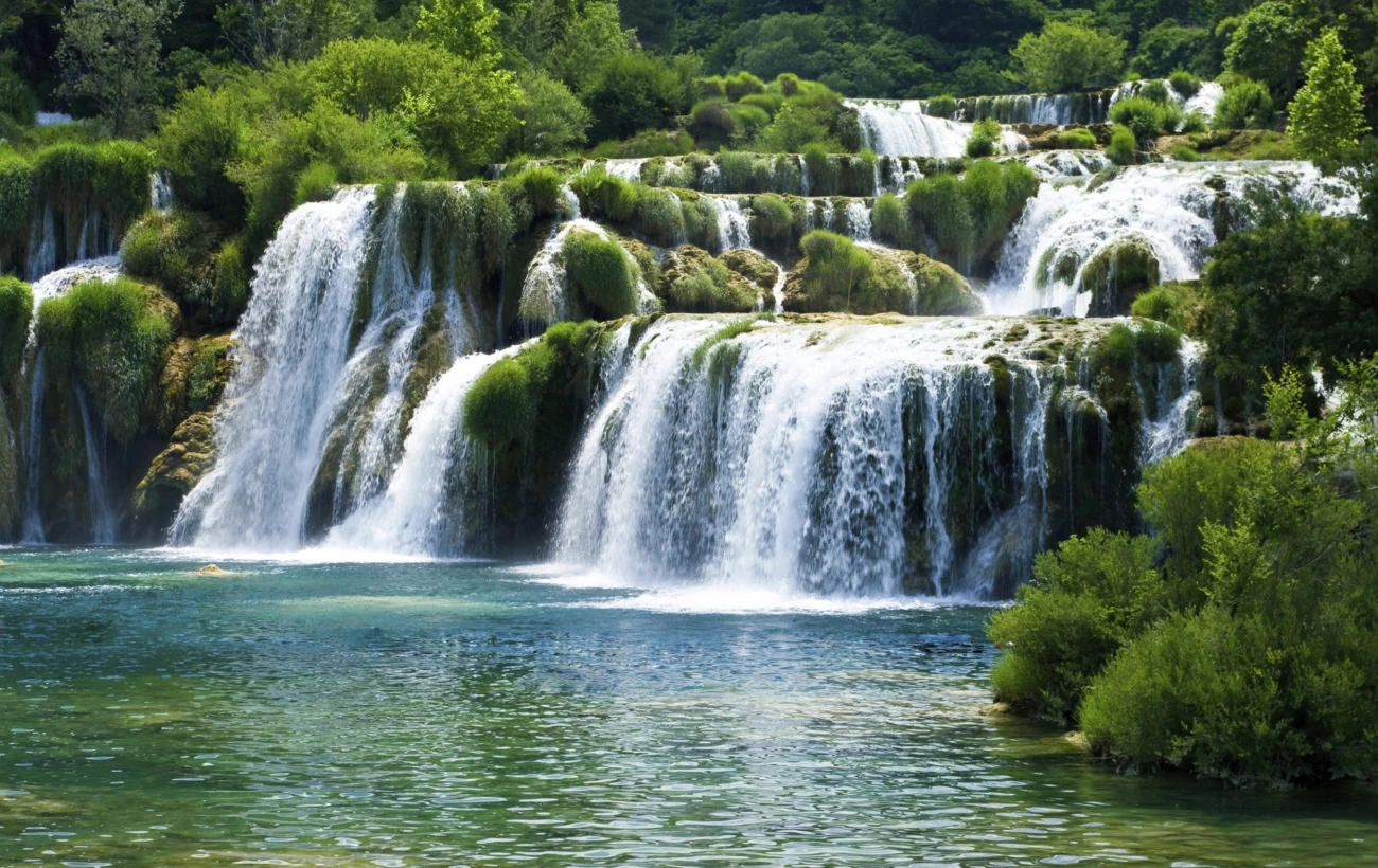 Cascading waterfalls of Skradinski Buk in Krka National Park
