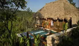 Blancaneaux Lodge Deluxe Cabana