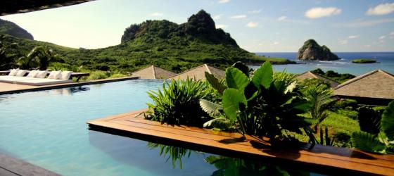 Relax in the scenic pool of Pousada Maravilha