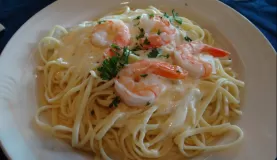 Gourmet shrimp pasta