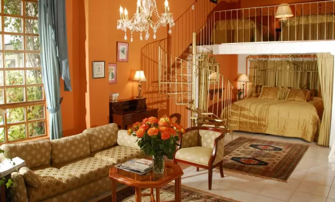 Spacious suite in La Mirage Hotel