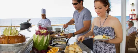 Breakfast aboard the Isabela II.