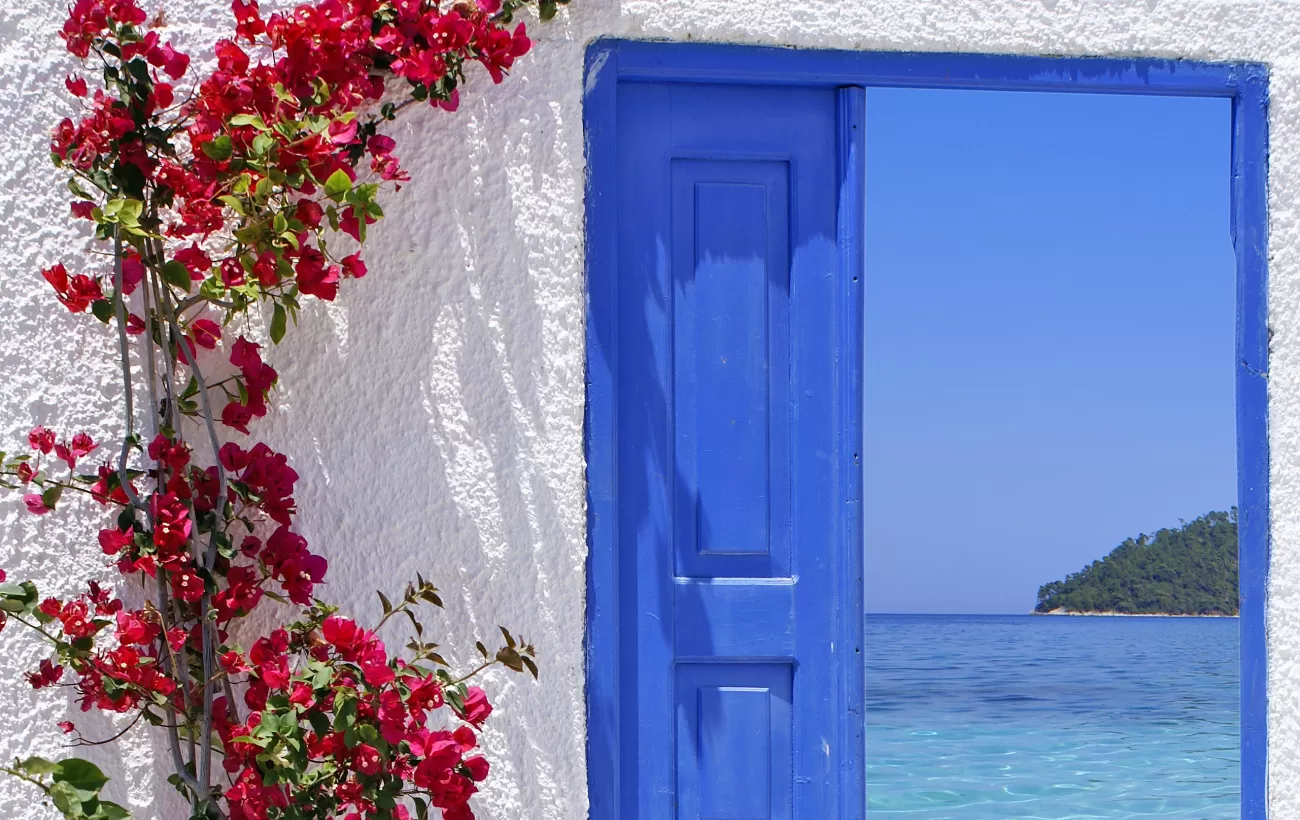 Door to beach in Santorini