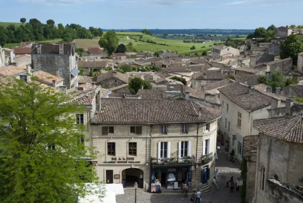 Wander the picturesque Saint Emilion on your French cruise