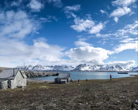 A single home in the desolate arctic.