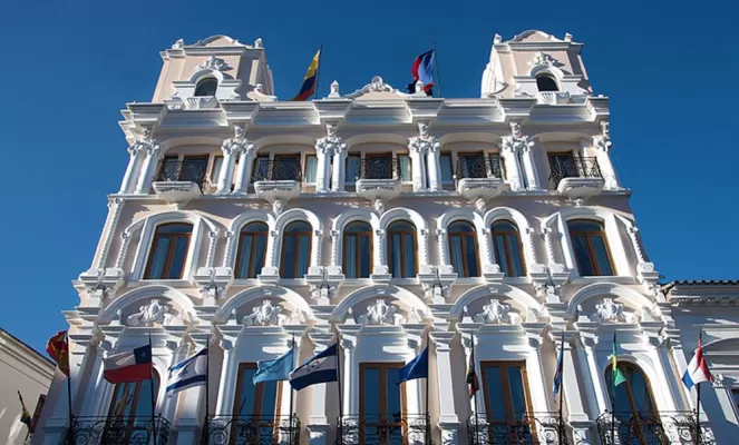 Hotel Plaza Grande