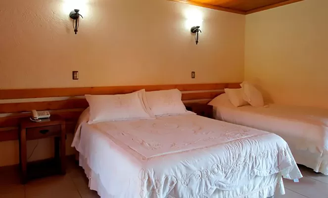 Relax in the comfortable and spacious rooms at the Hotel Puku Vai.