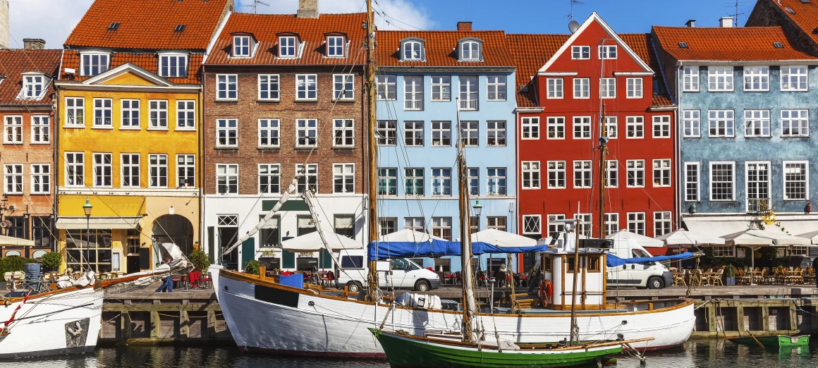 Brightly colored houses decorate the pier.