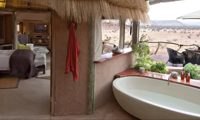 Enjoy a luxurious outdoor bath at Camp Kipwe