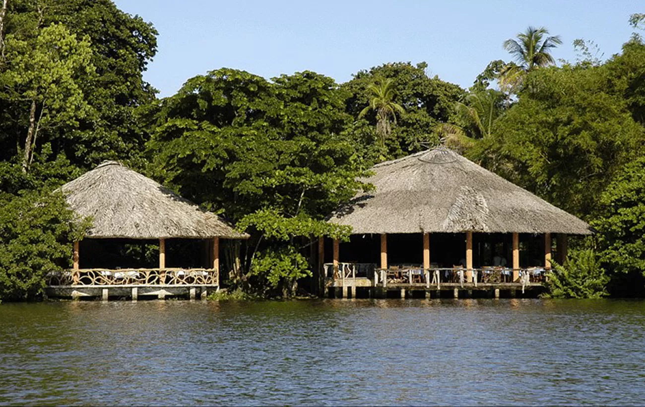 Laguna Lodge