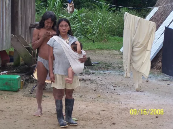 A small Amazon family