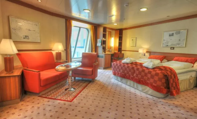 Your spacious suite aboard the MS Fram