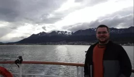 Ushuaia: Standing on the deck as sailed away from the pier. Such a beautiful place for the End of the World