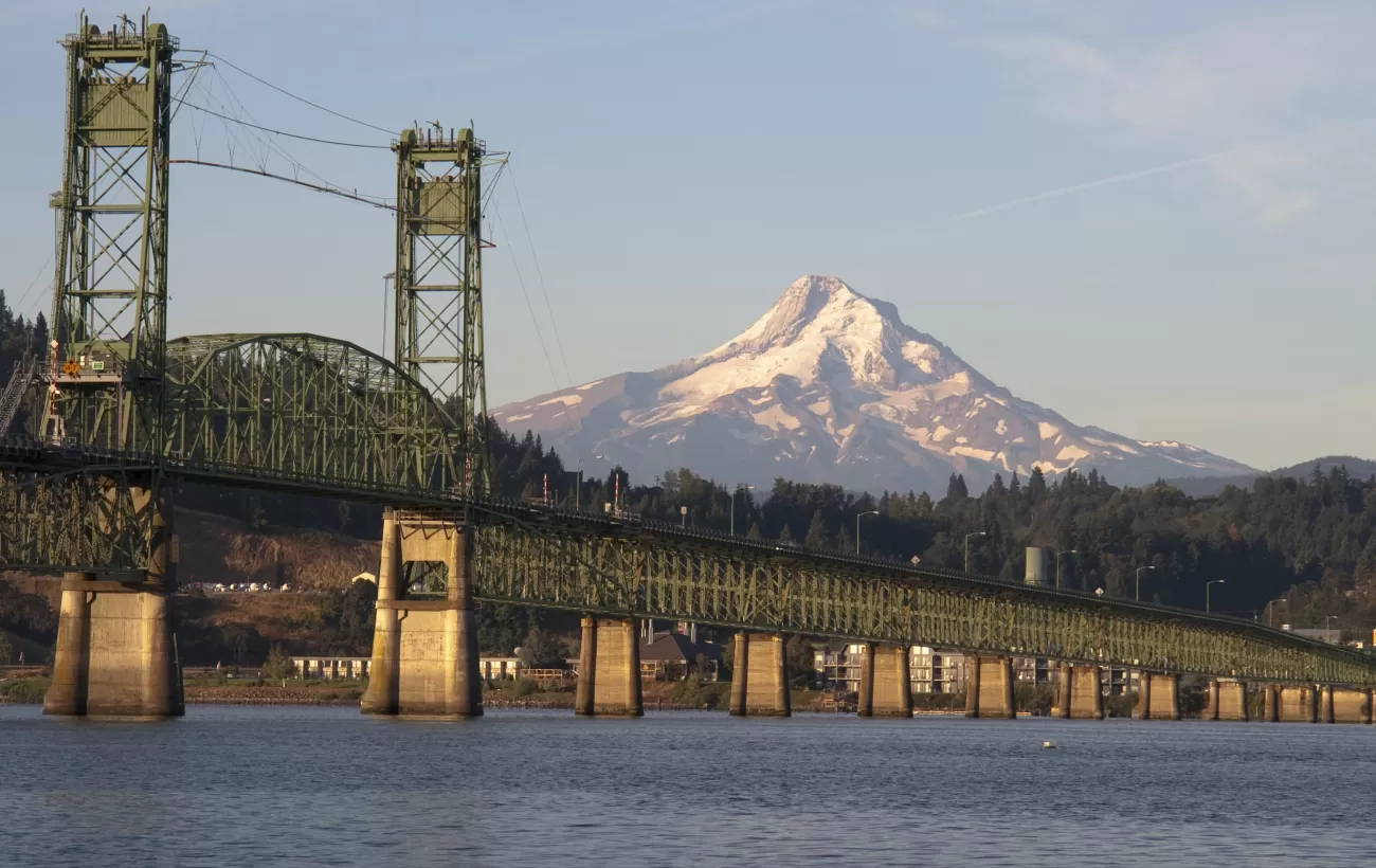 Bridge over Columbia River to Mount Hood