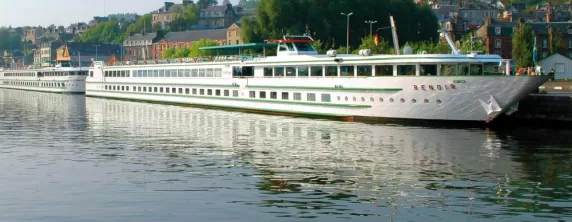 The MS Renoir