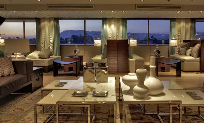 Lounge 2