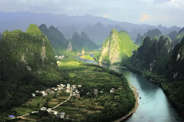 Li river and hills in the sun, Yangshuo