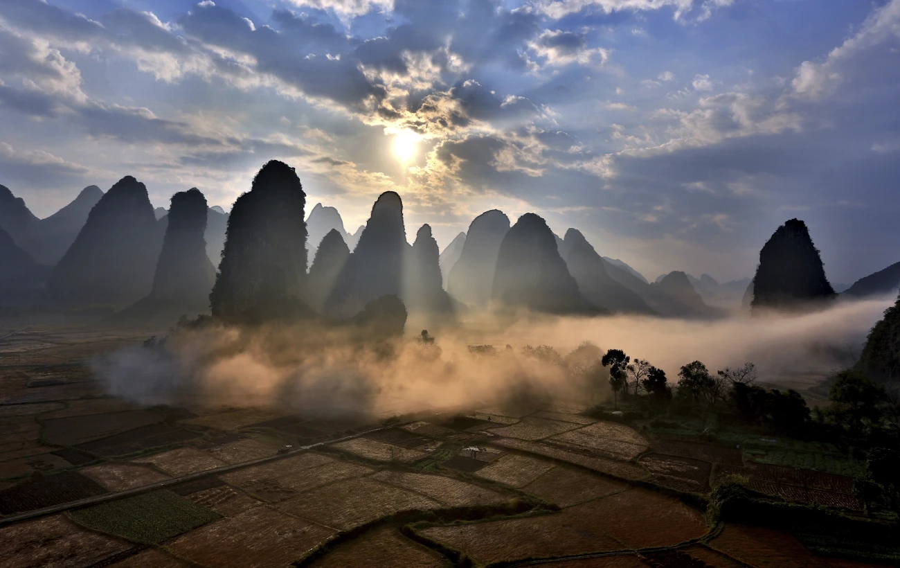 Sunrise over the mountains of Yangshuo