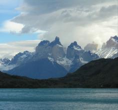 Los Cuernos overlooking Lago Pehoe