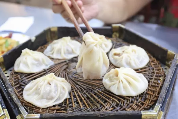 Popular Xian soup dumplings