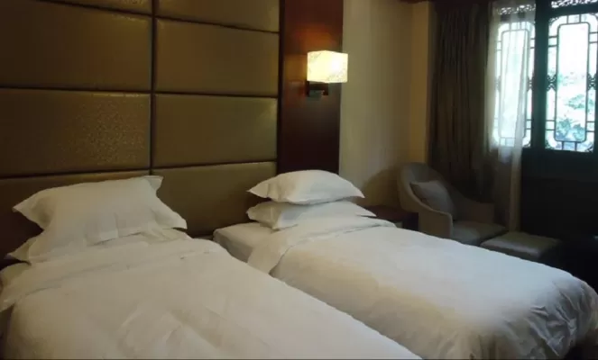 Business Room with Twin Beds