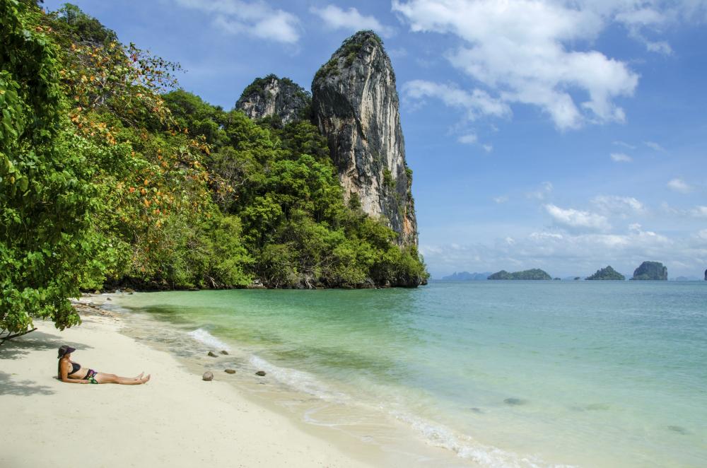 Thailand Tours - A 4 day Kayaking Tour in Phang Nga Bay