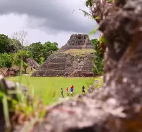 Adventures in Belize! Xunantunich